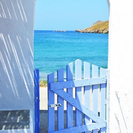 The Charming Beach House, Ideal For 4 To 5 People Ioulis Exterior photo